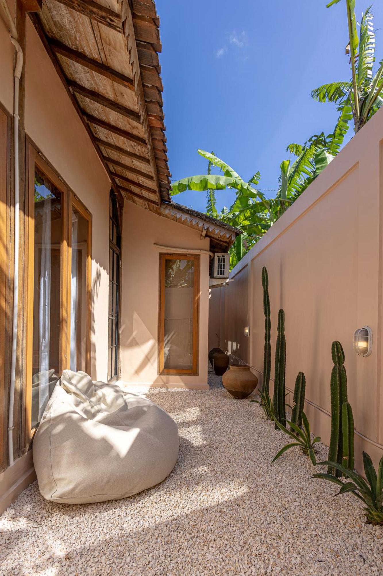 The Pink Joglo, A Cheerful 3Bdr Villa W/Pool And Rice-Field View. Dalung  외부 사진